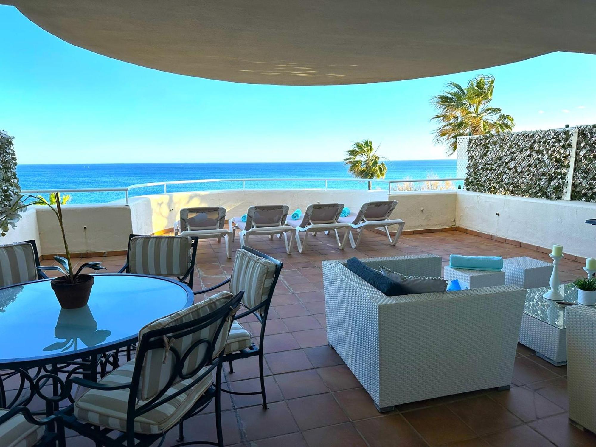 Apartments Bermuda Beach Estepona Exterior foto