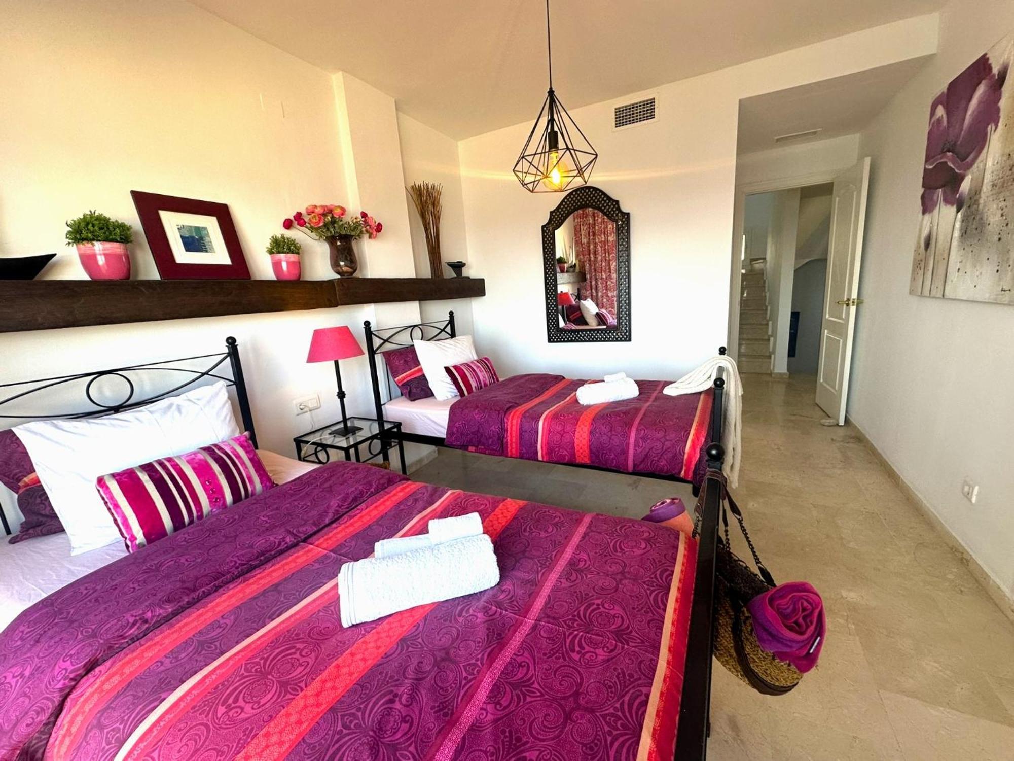 Apartments Bermuda Beach Estepona Exterior foto