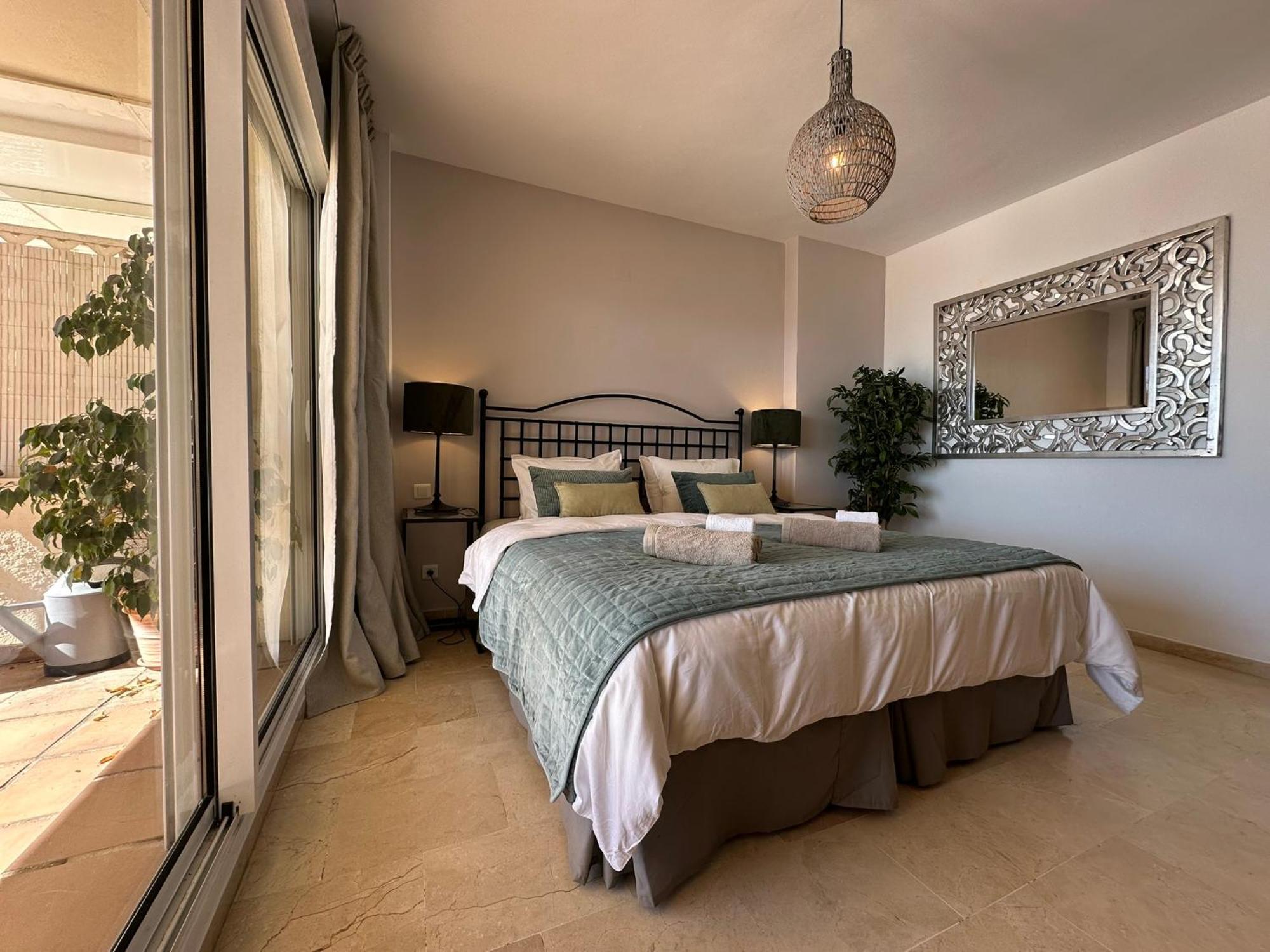 Apartments Bermuda Beach Estepona Exterior foto
