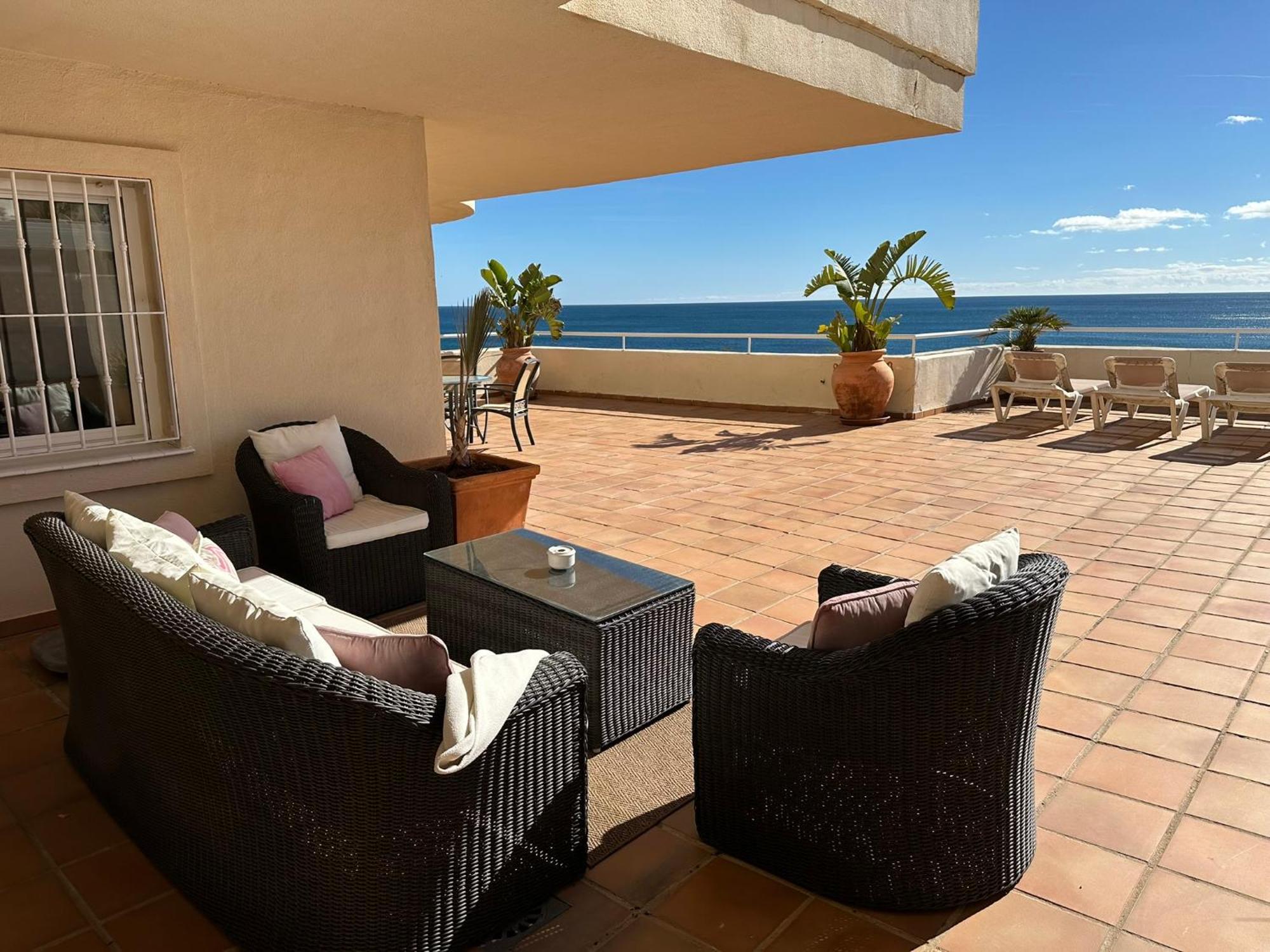 Apartments Bermuda Beach Estepona Exterior foto
