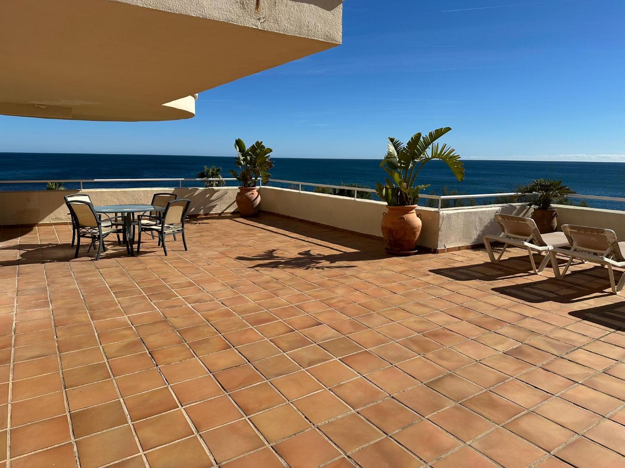 Apartments Bermuda Beach Estepona Exterior foto