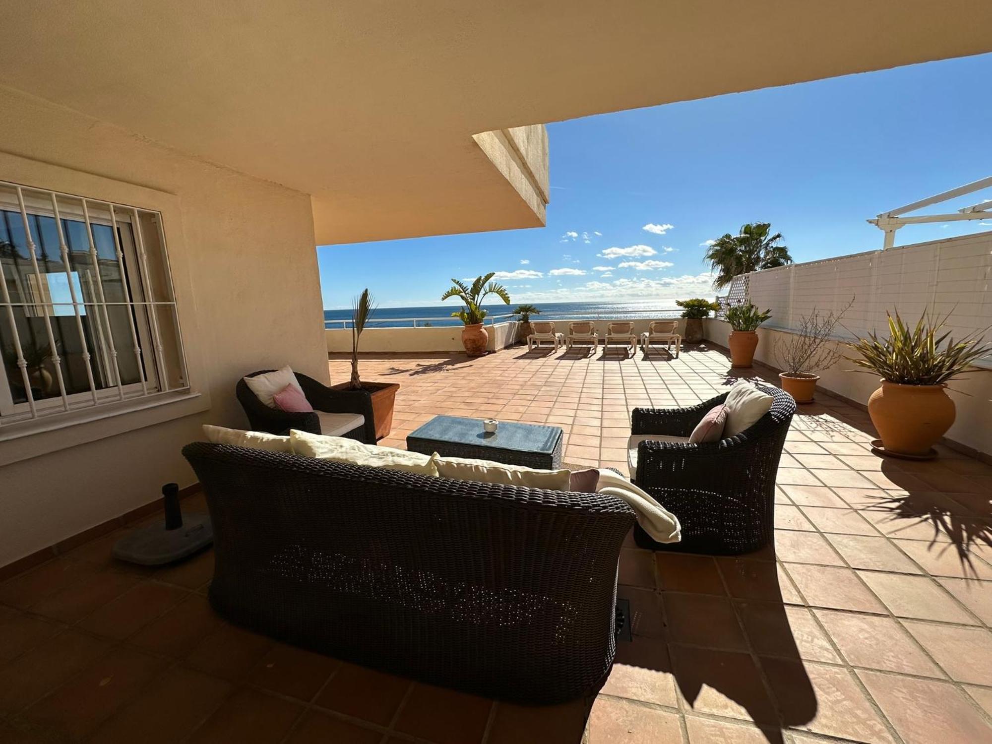 Apartments Bermuda Beach Estepona Exterior foto