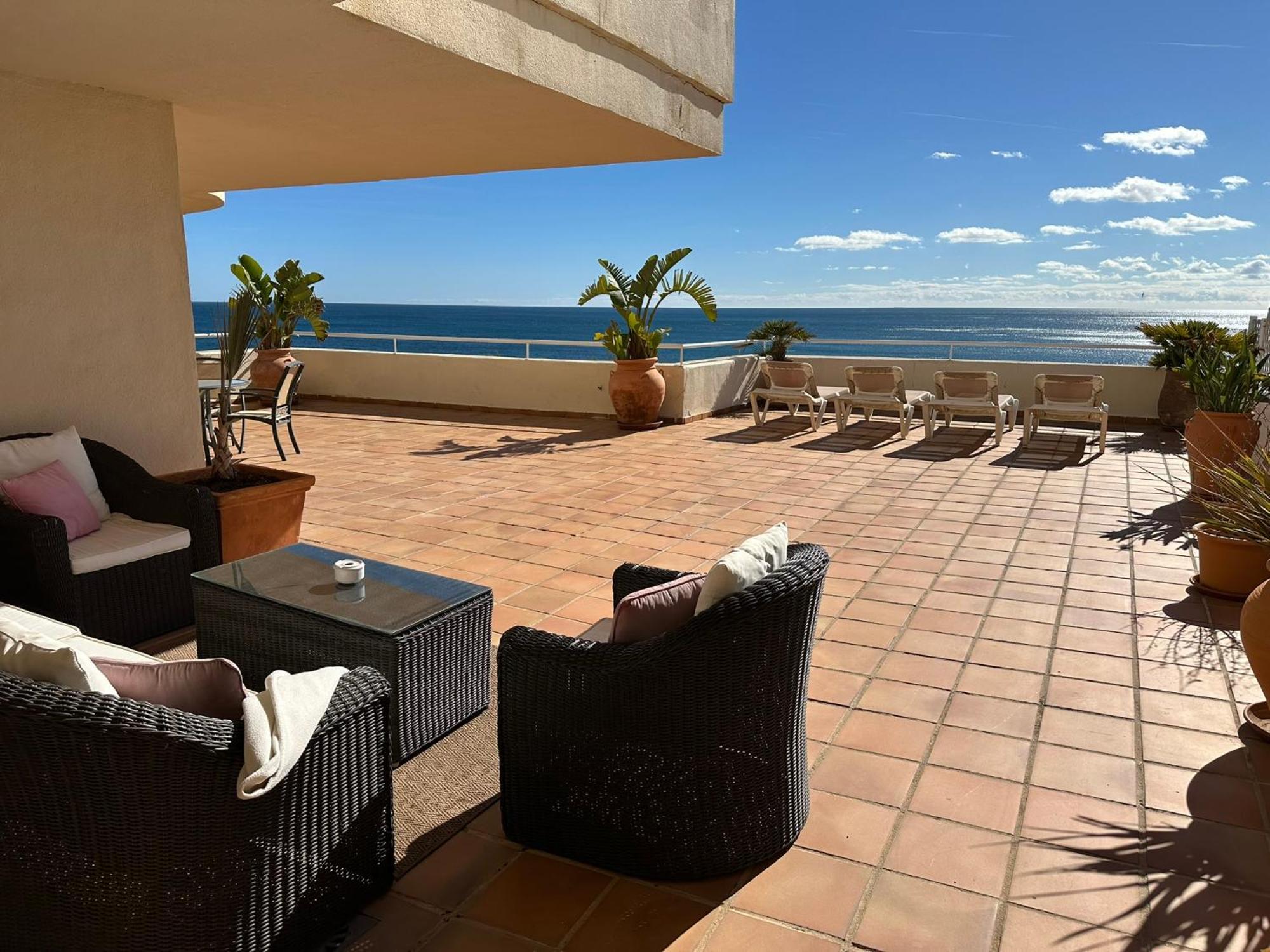 Apartments Bermuda Beach Estepona Exterior foto