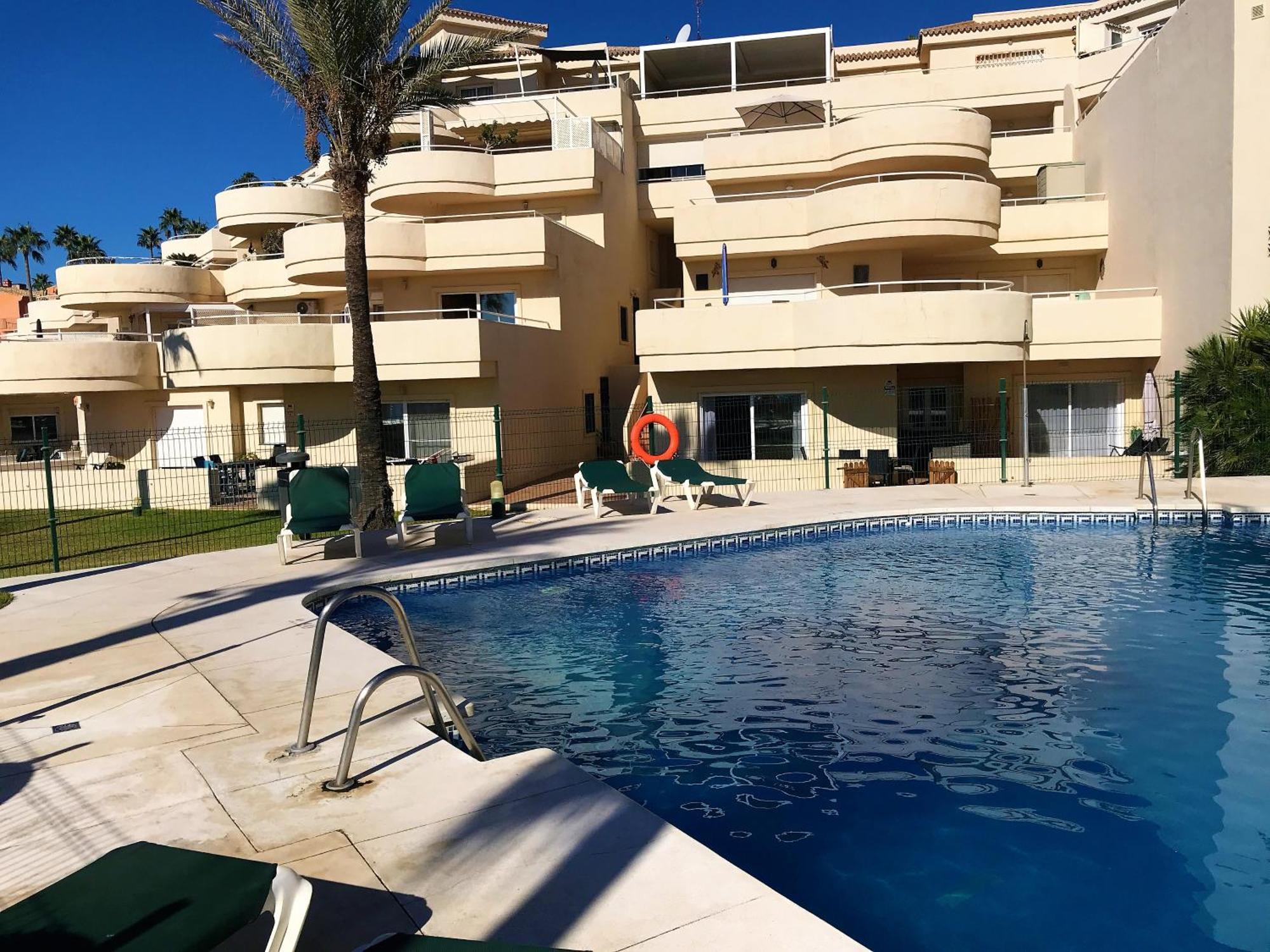 Apartments Bermuda Beach Estepona Exterior foto