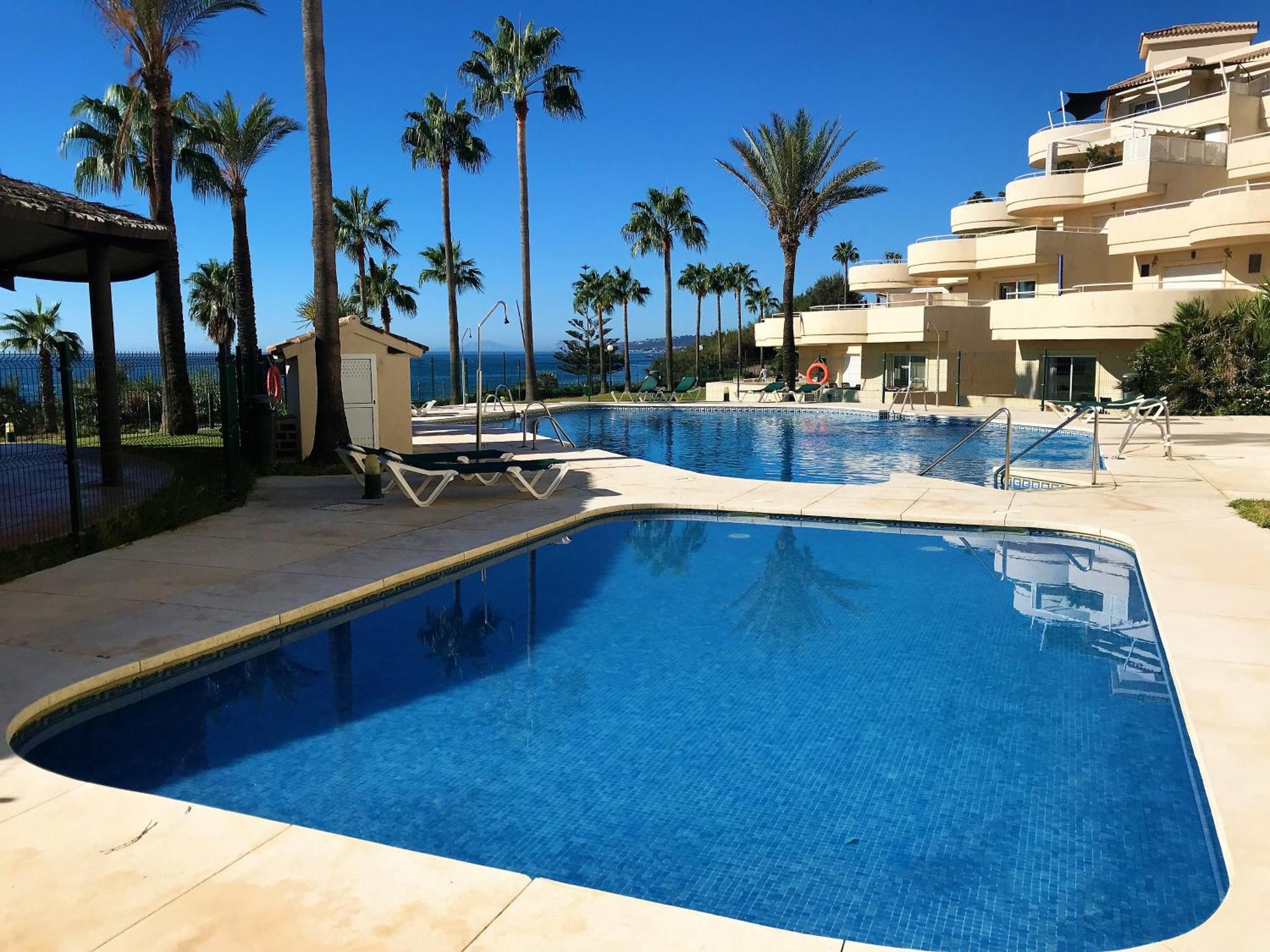 Apartments Bermuda Beach Estepona Exterior foto